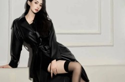 皮衣女神大长腿黑丝写真—黑丝女神
